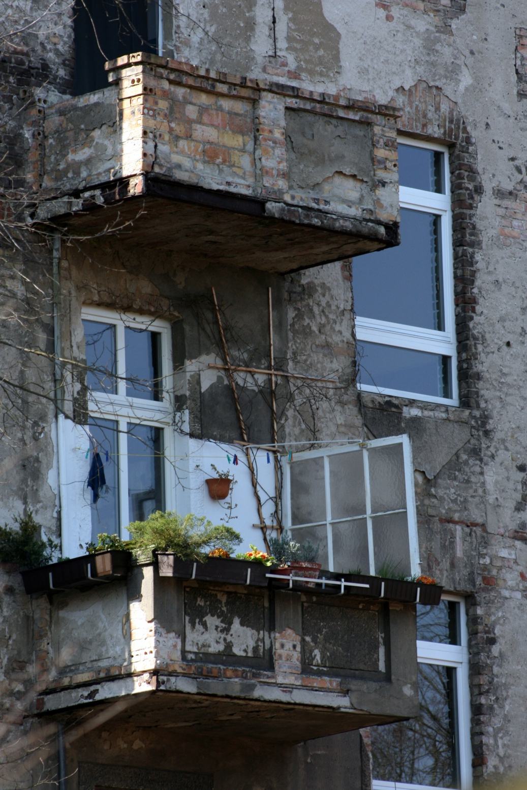Balkone an einem Wohnhaus in Berlin-Köpenick